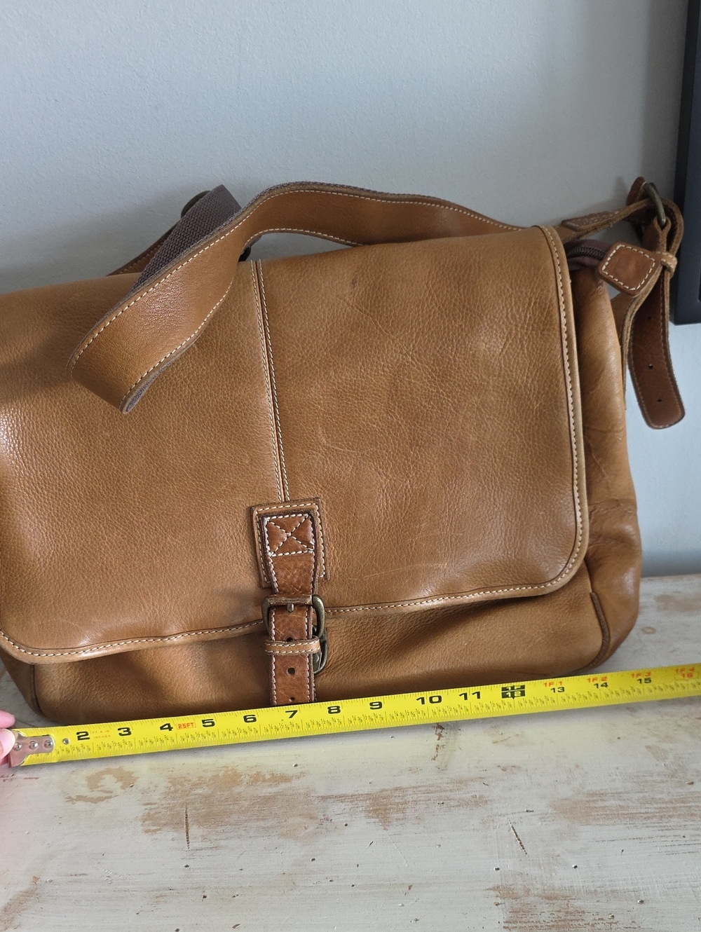 L.L. Bean Vintage Brown Leather Messenger Bag - Picture 13 of 14